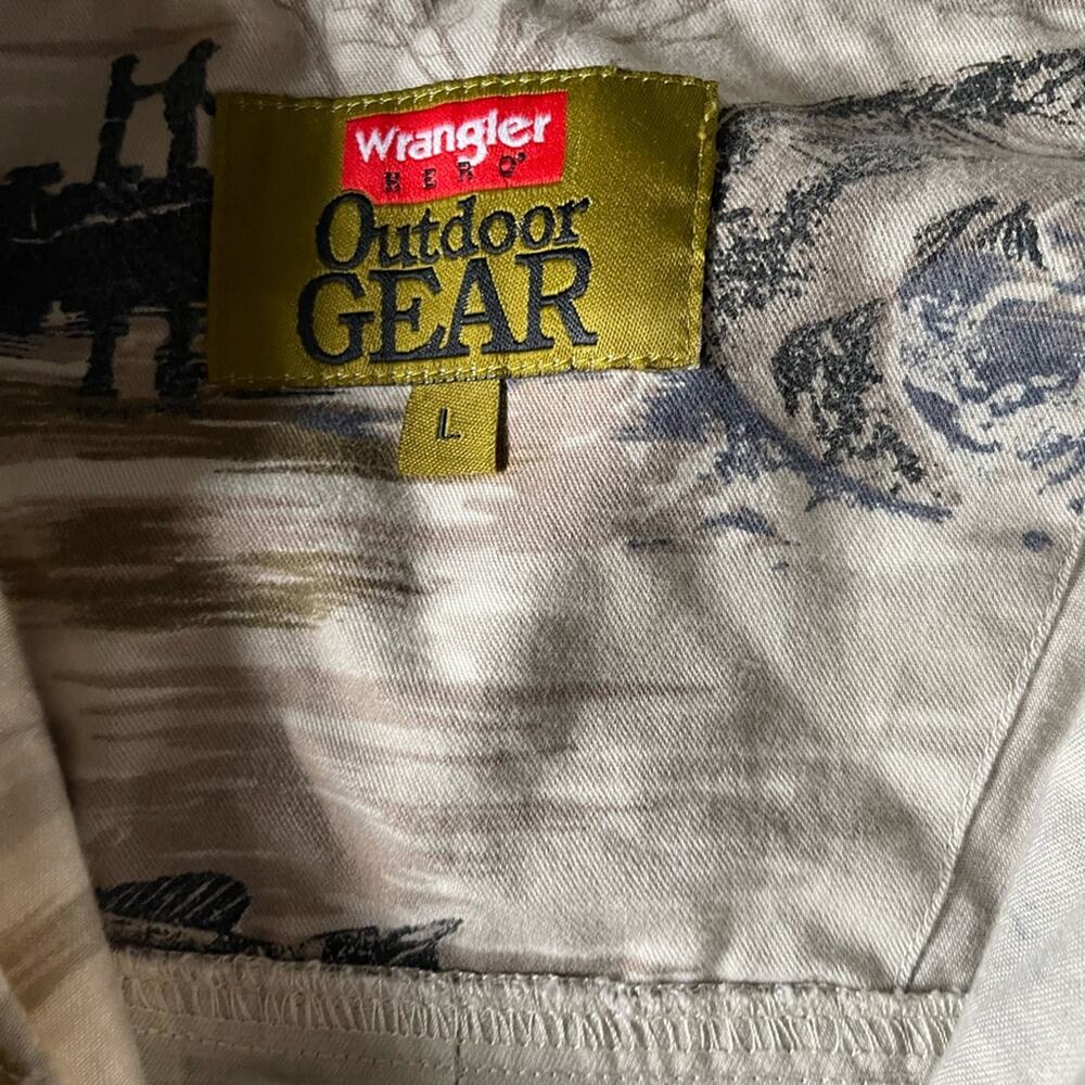 Wrangler Hero Outdoor Gear Fisherman button down shirt Mens Size Large Bait - Picture 3 of 4